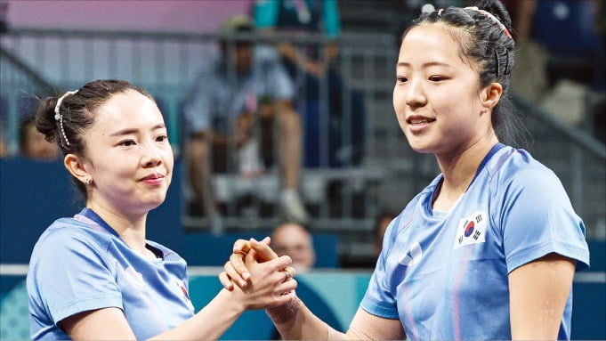 米体：由于几名后卫状态不佳，英格兰队可能补召托莫里