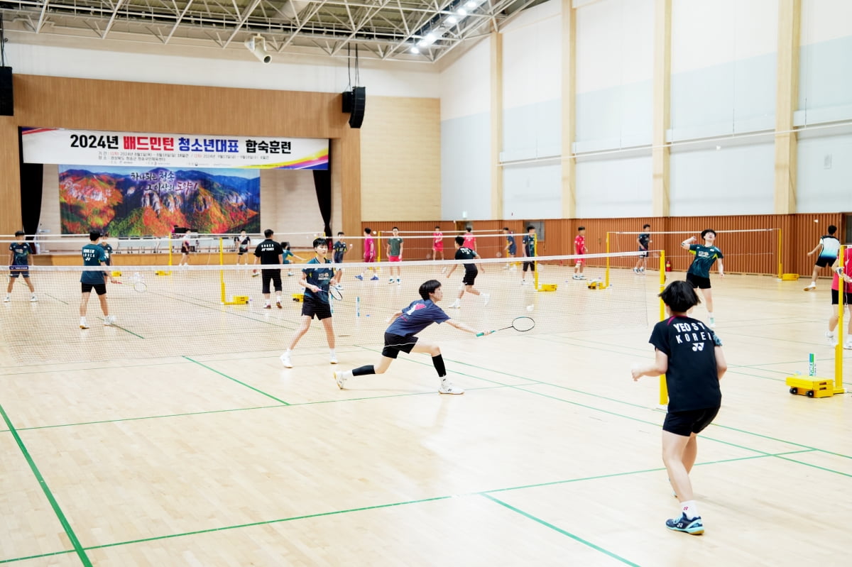 锁定第四！王牌末节一波17-2将风暴直接打懵并收下比赛胜利