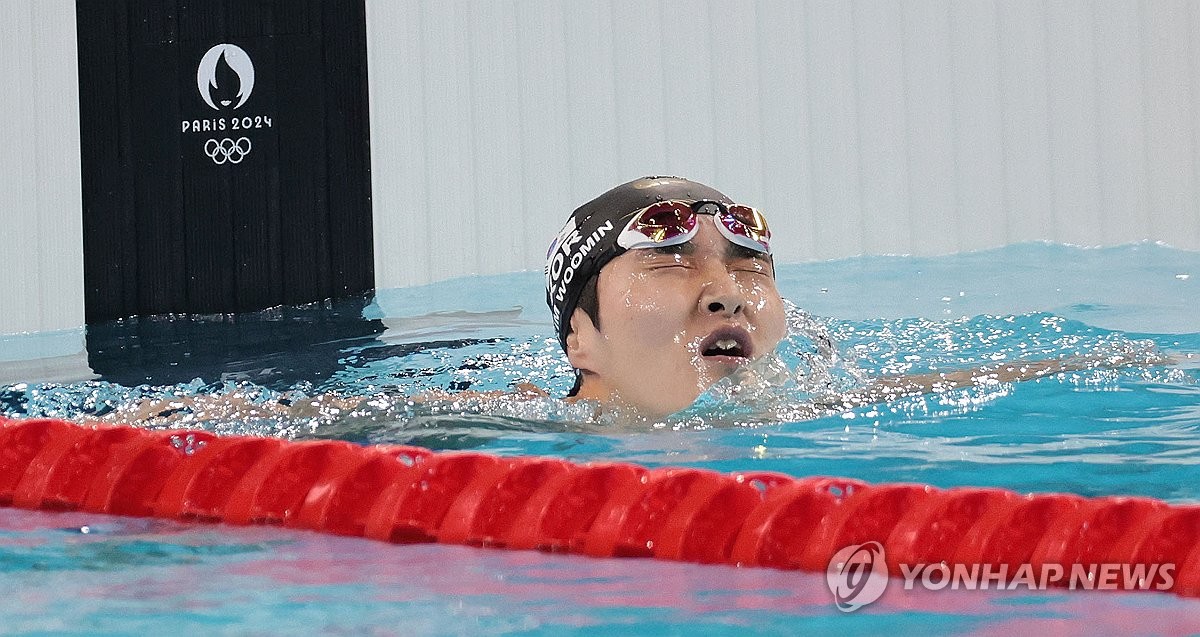 石原广教手球送点 荒木辽太郎轻松主罚命中 FC东京2-0领先