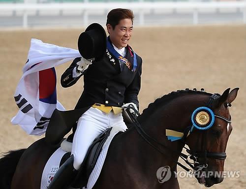 森林狼半节仅得2分，尼克斯轰出一波26-2将分差拉开至20分以上