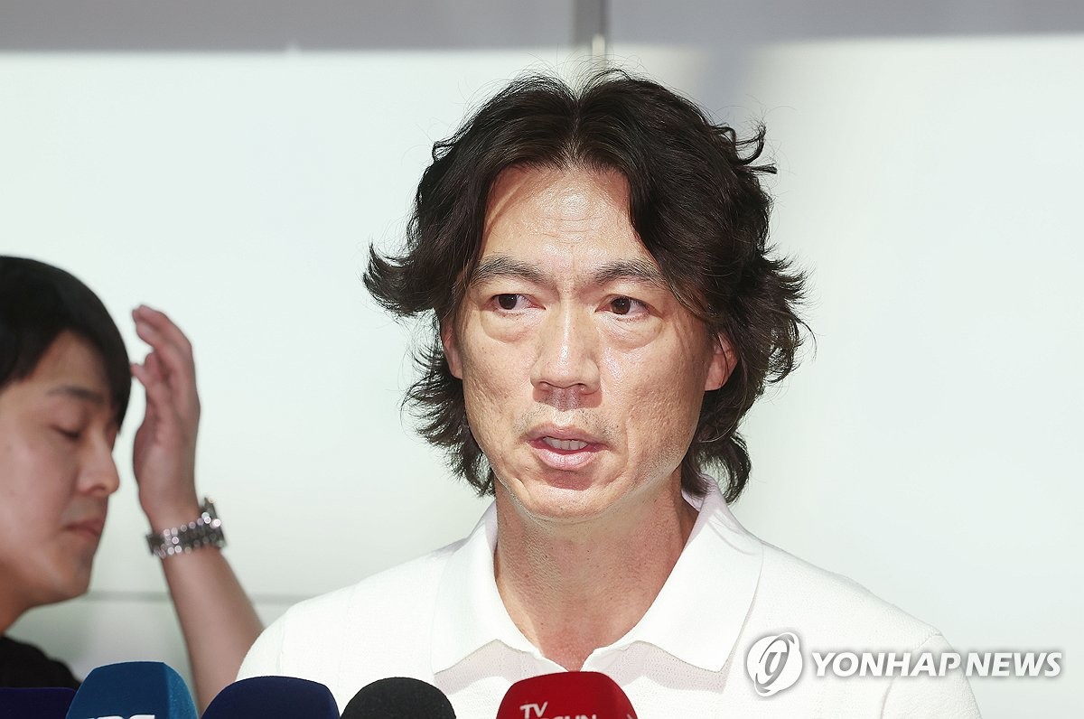 打入唯一进球，欧冠官方：金玟哉当选拜仁vs巴黎全场最佳球员