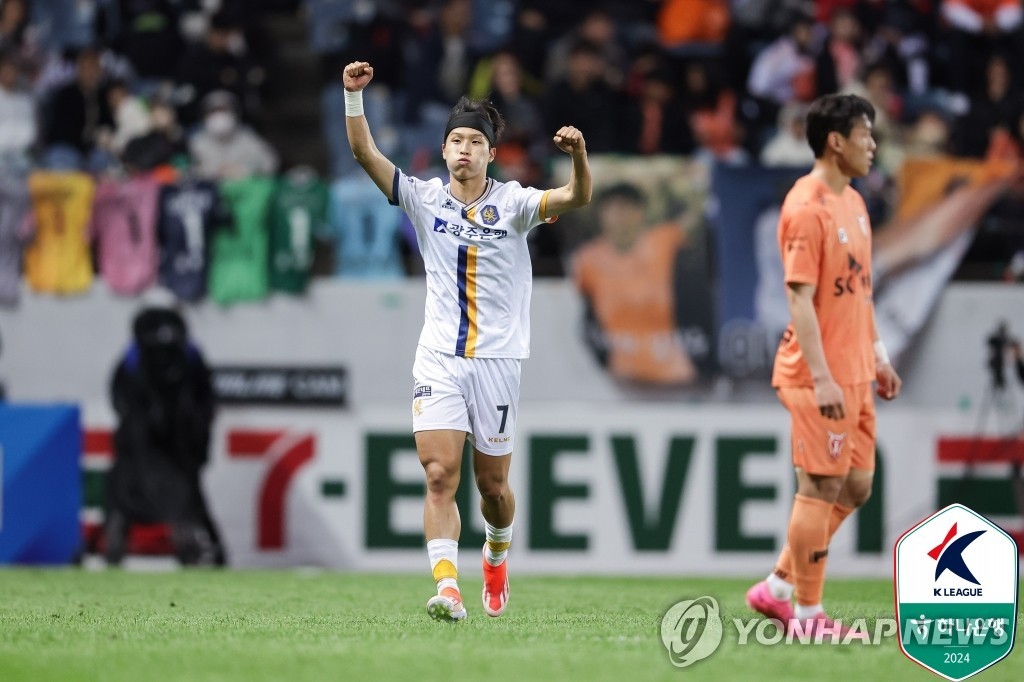 “我们联手，对方最多2节就认输”，盘点NBA打球最脏阵容