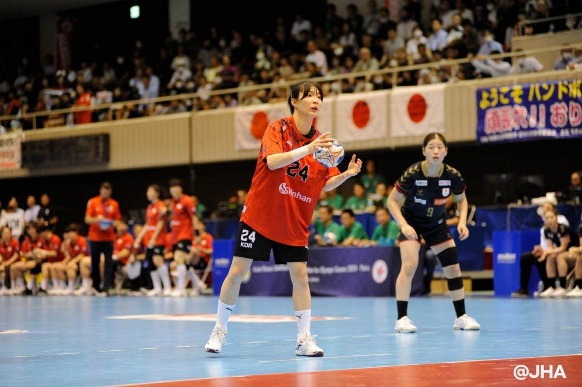 布朗轰28+9+6+3仍无缘今日最佳！只因希罗创造了NBA奇迹